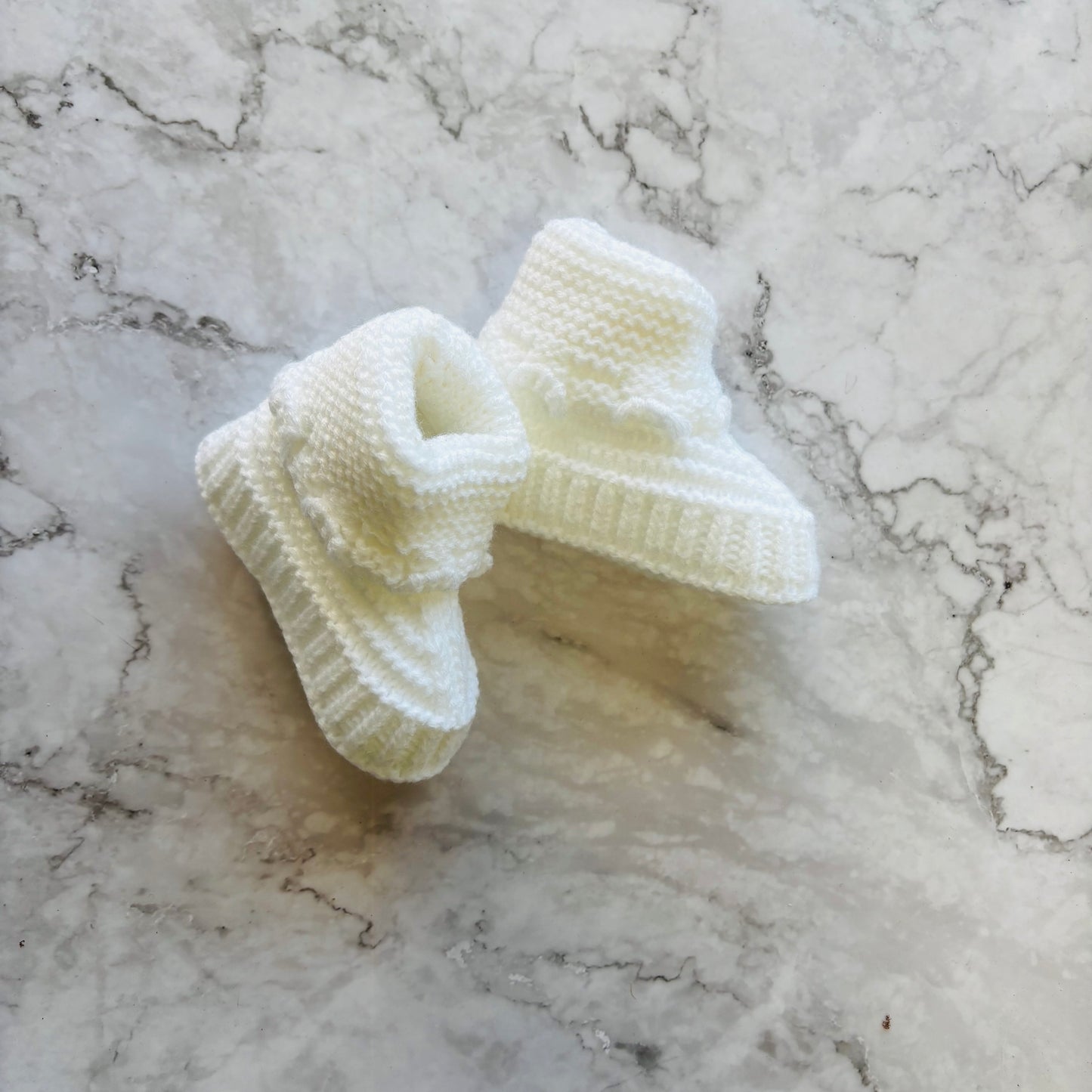 oh bebe knit baby booties