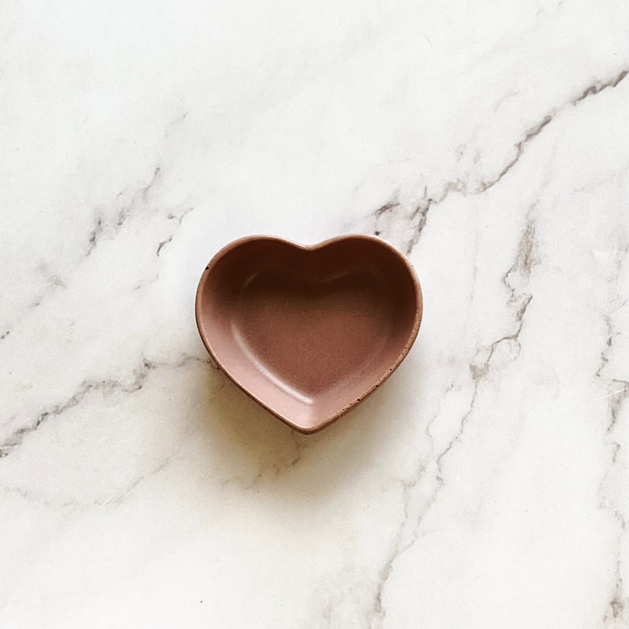 Concrete Heart Dish